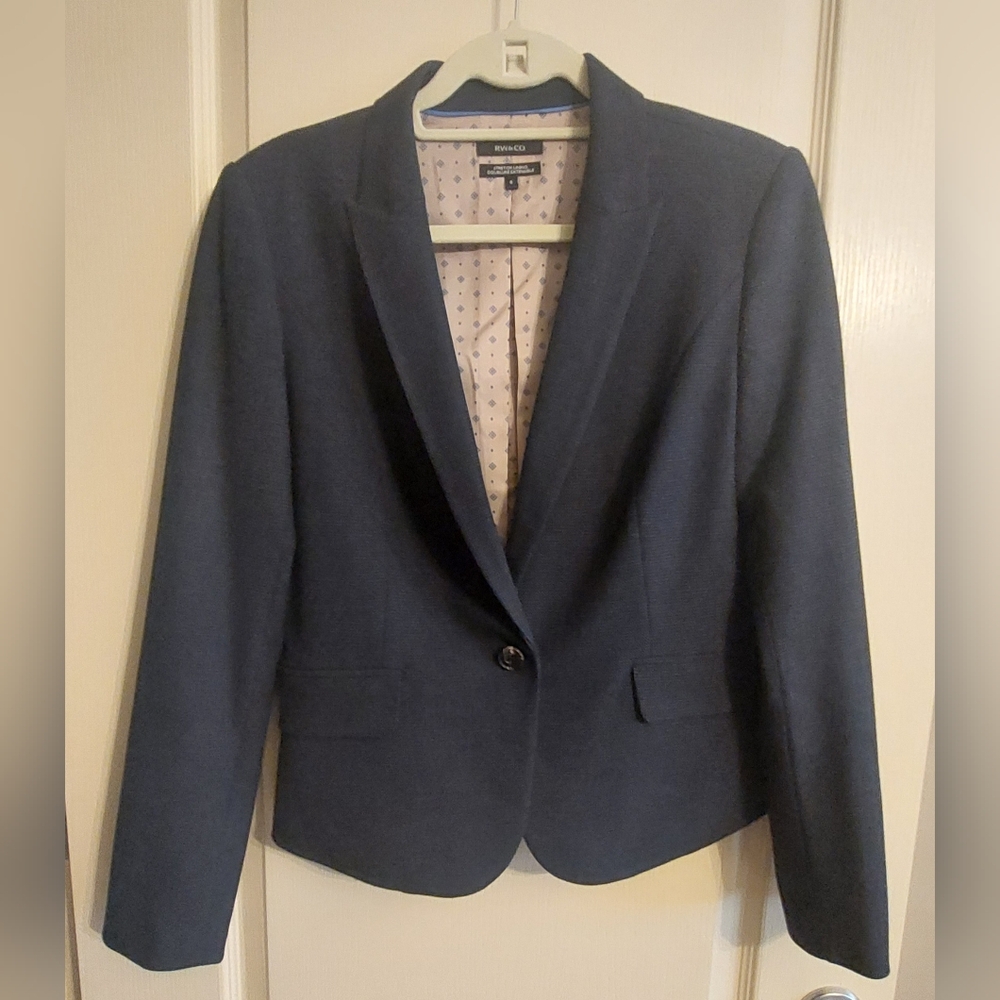 RW&CO Navy Blue 1-Button Blazer. Women's Size 8. 💙